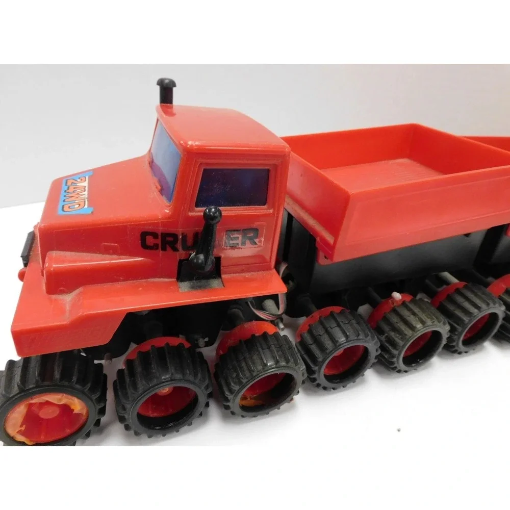 1980's Vtg Rare Outrageous Machines 24WD Rc Semi Truck Works DW785